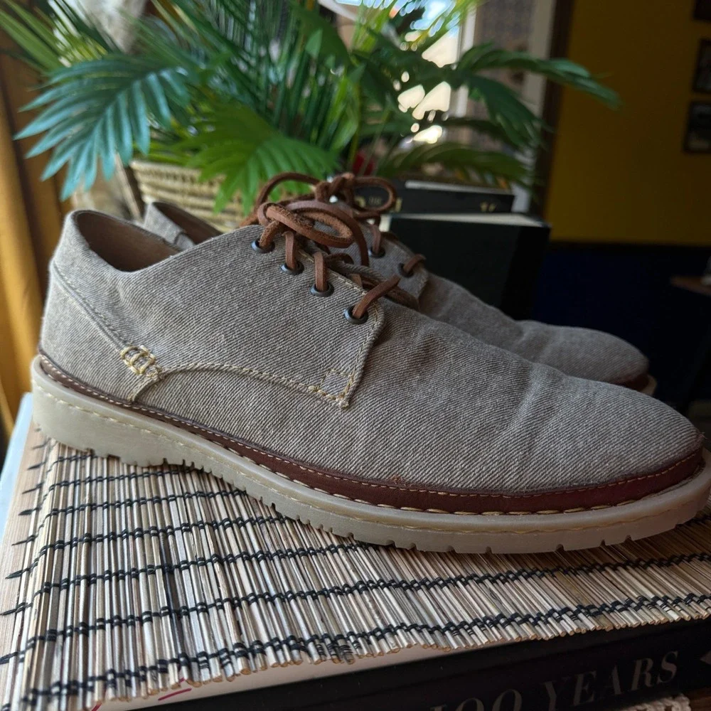 Born handcrafted canvas